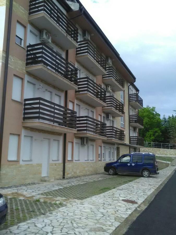 Apartman Jevtic 1 Gornja Toplica Luaran gambar